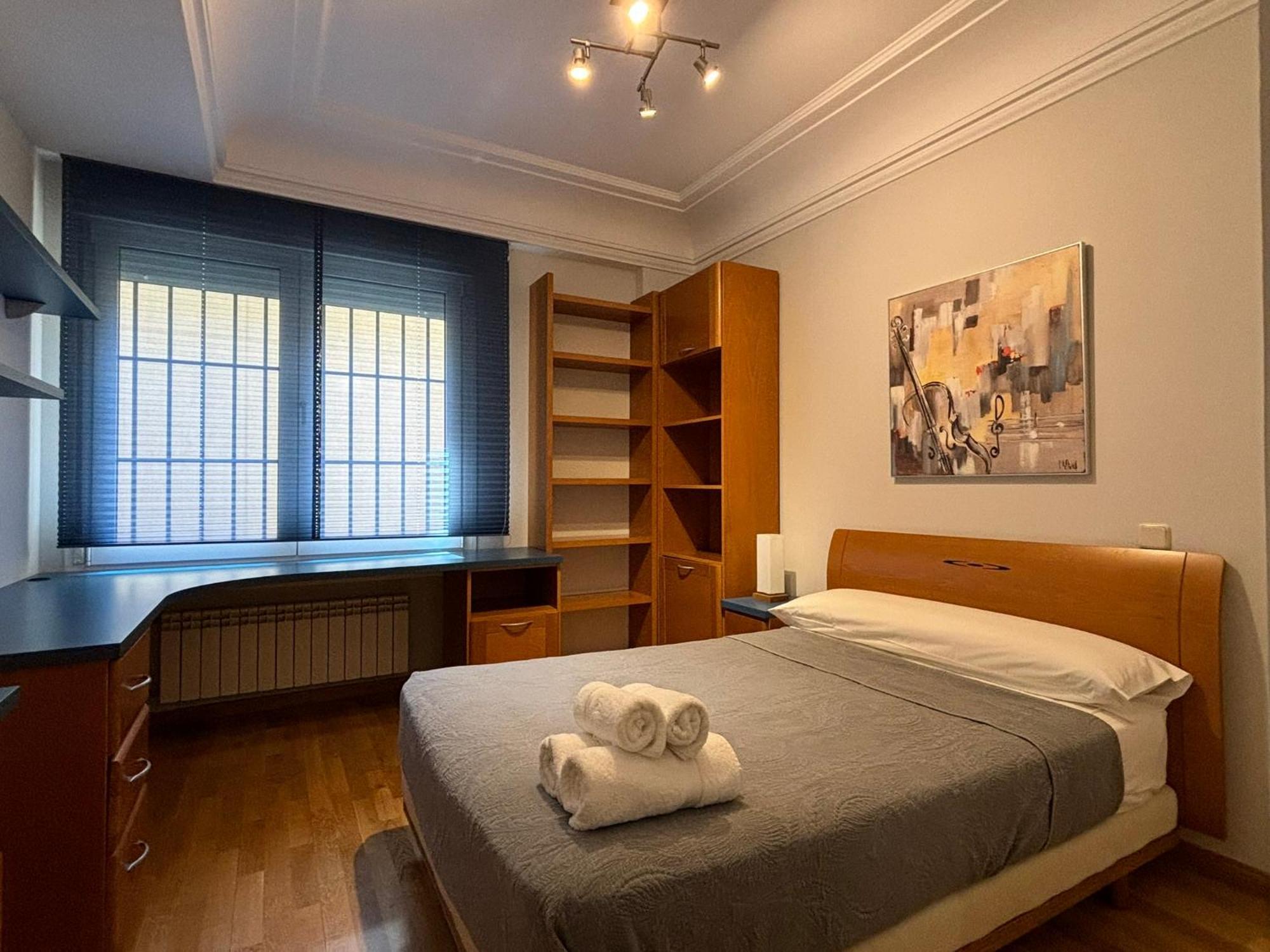 Gran Via 55 Apartment Madrid Exterior photo